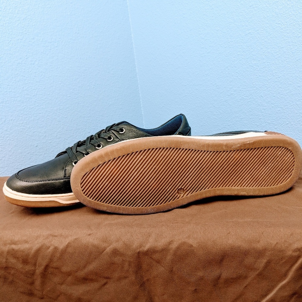 Mens "Andrew" Classic Casual Fashion Sneakers - Picture 6 of 6